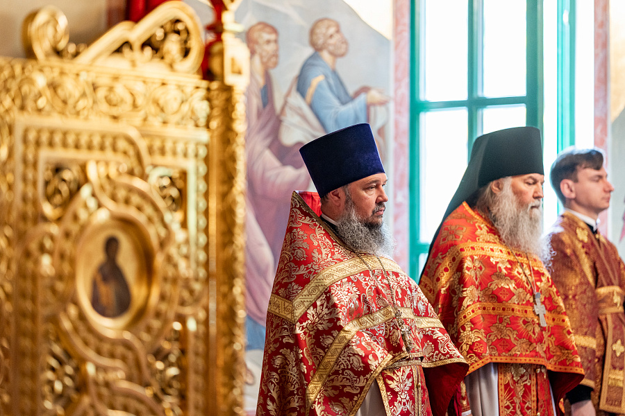 Архиерейское богослужение в Никитском храме села Никитского г.о. Домодедово